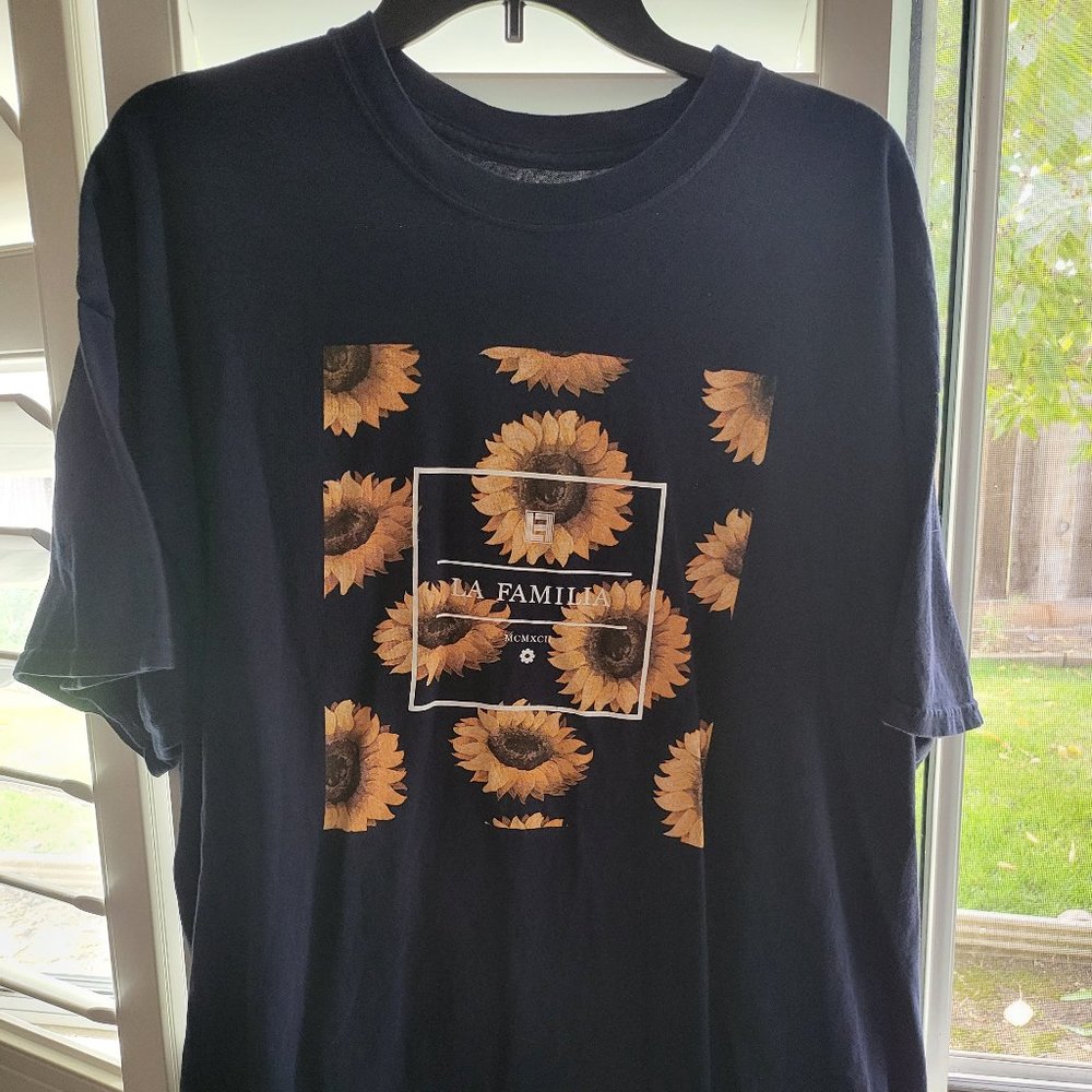LA FAMILIA MMXIV Soft Dark Blue Sunflowers Cotton Short Sleeve Mens XXL